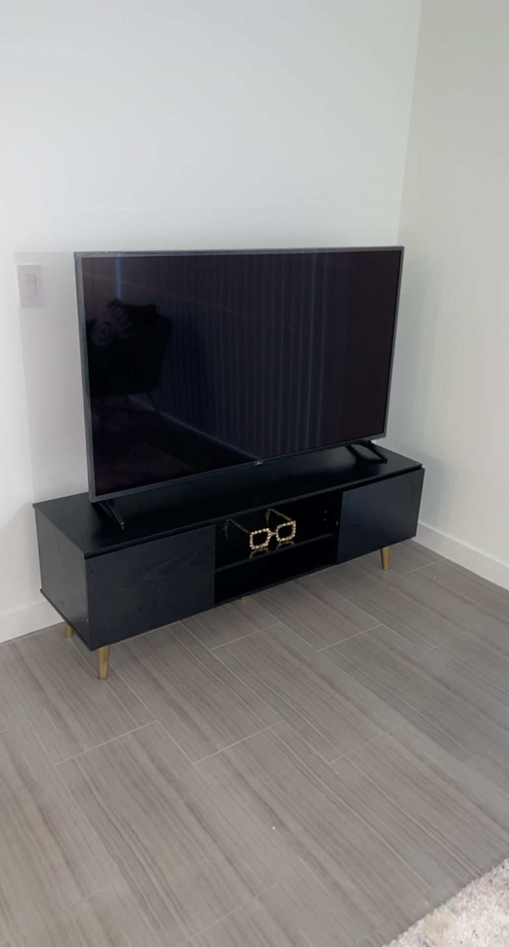 Console/ TV Stand