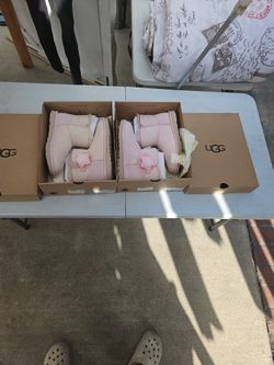 Size 6 Pink Ankle Ugg Boots