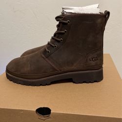 Men Ugg Boots New In The Box Size 8.5 