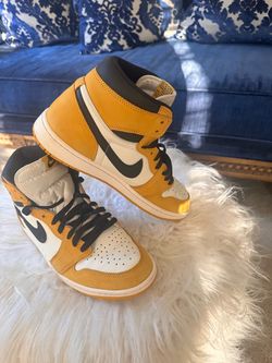 Air Jordan 1 Retro High OG Sneakers