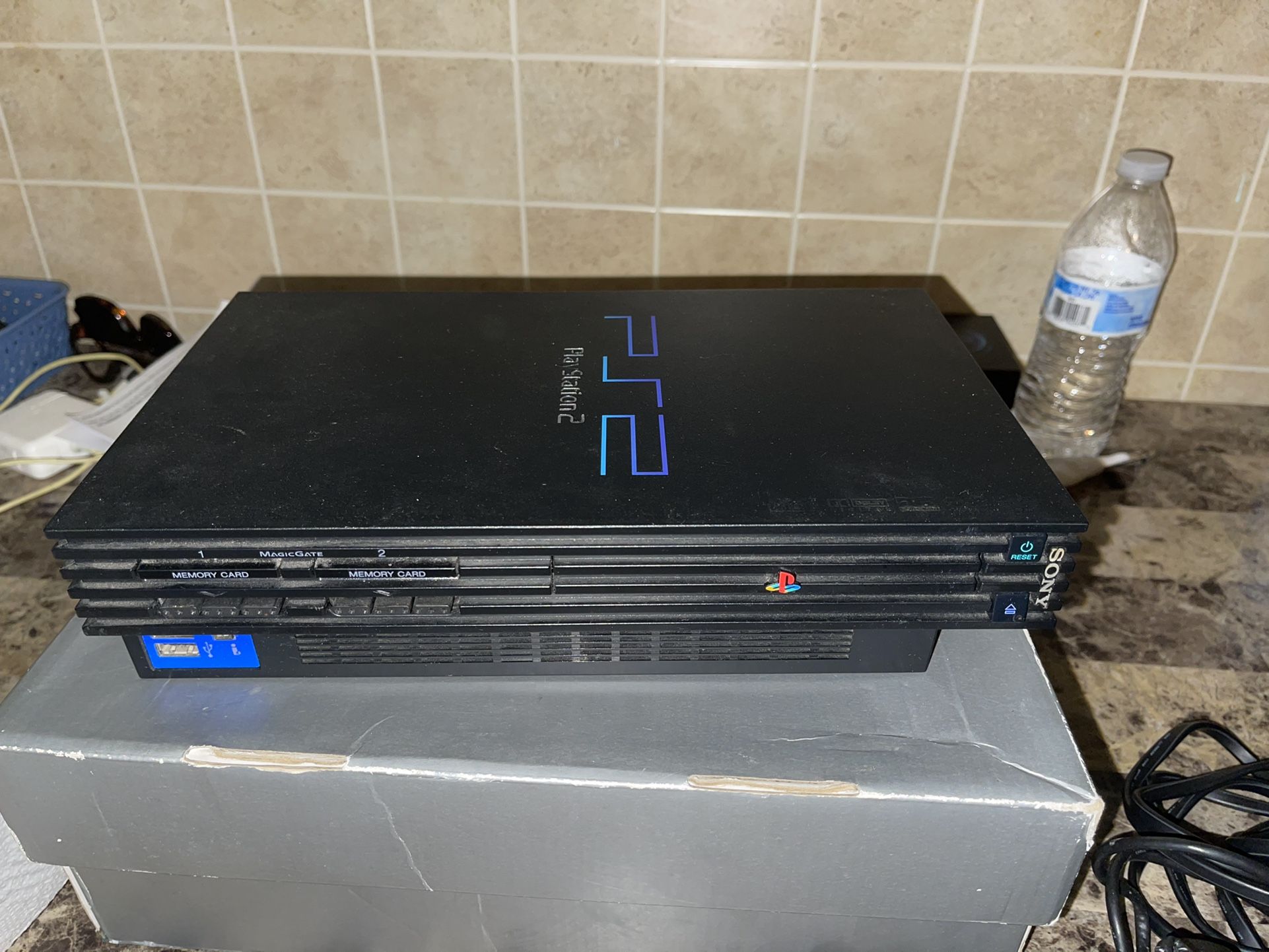 Playstation 2 for sale !