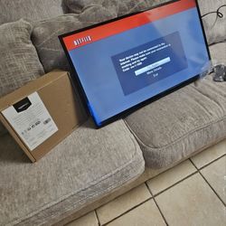 32" With Wall Mount
