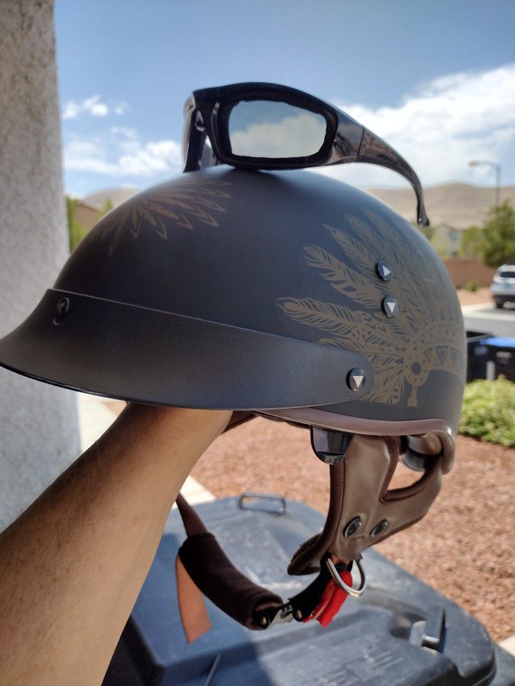 Men's XL Motorcycle Helmet