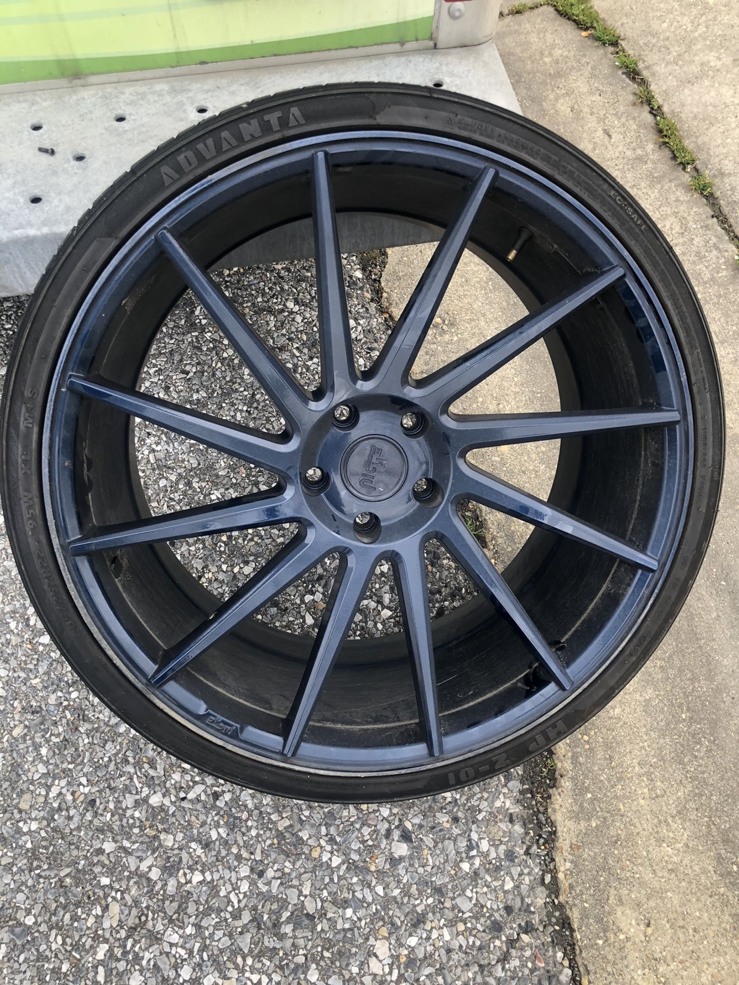 22 inch niche rims and tires