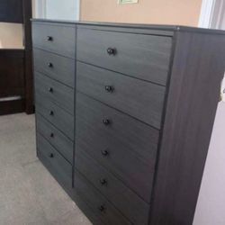 12 Drawer dresser