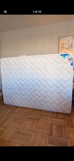 FULL SIZE MATTRESS - barely used