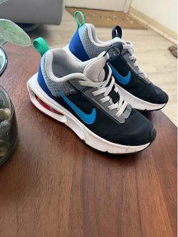 2Y size nike shoes