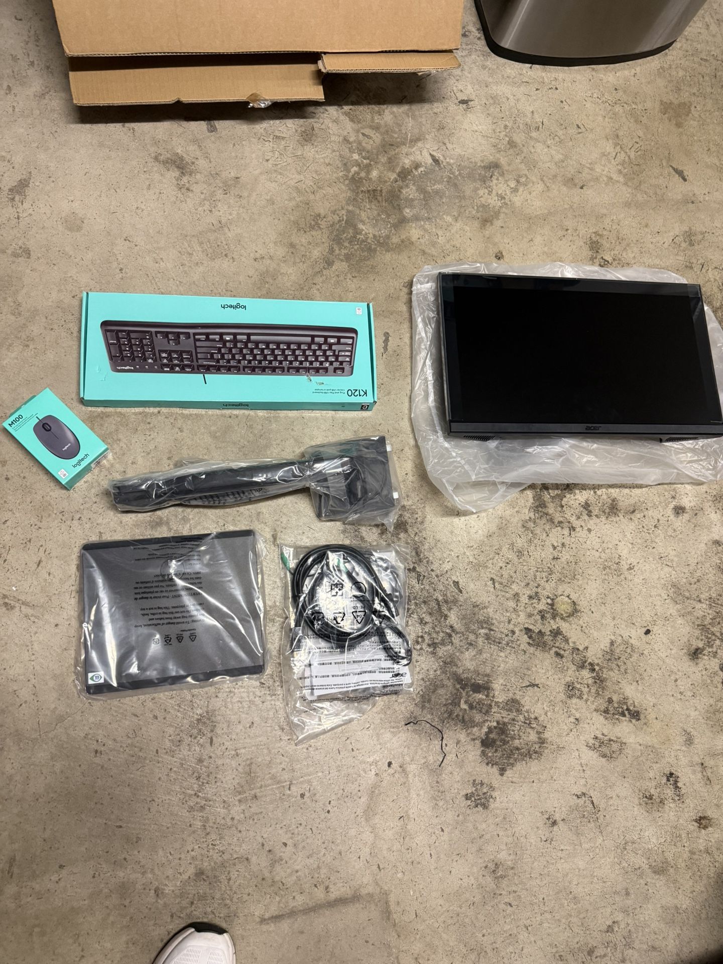 Acer Monitor & Accessories