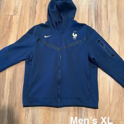 France Nike Tech