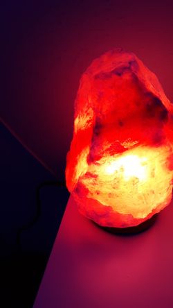 Salt lamp