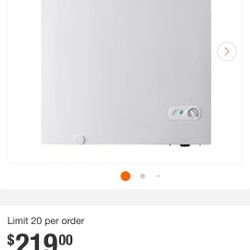 Magic Chef Freezer 5.0cu Feet Model MCC5FW