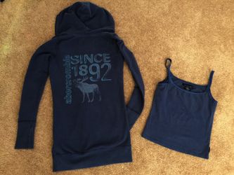Abercrombie tunic set size small