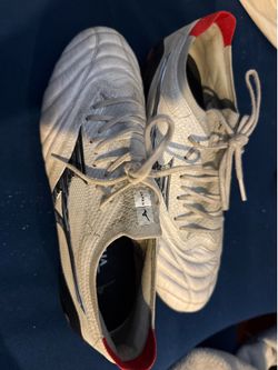 Mizuno Morelia Neo IV Made In Japan FG Firm Ground Soccer Cleat