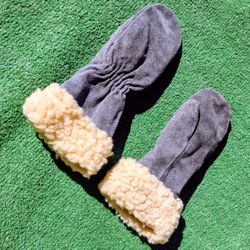 VTG 1960's Petite Small Gray Suede w/Wool Interior & Cuff Mittens Glove Set GUC