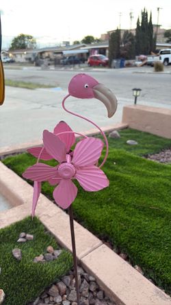 Eastside, flamingo ๐ฆฉ