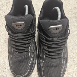 Black Dior B30 