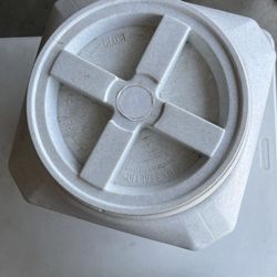 10 Gallon Food Food Container 