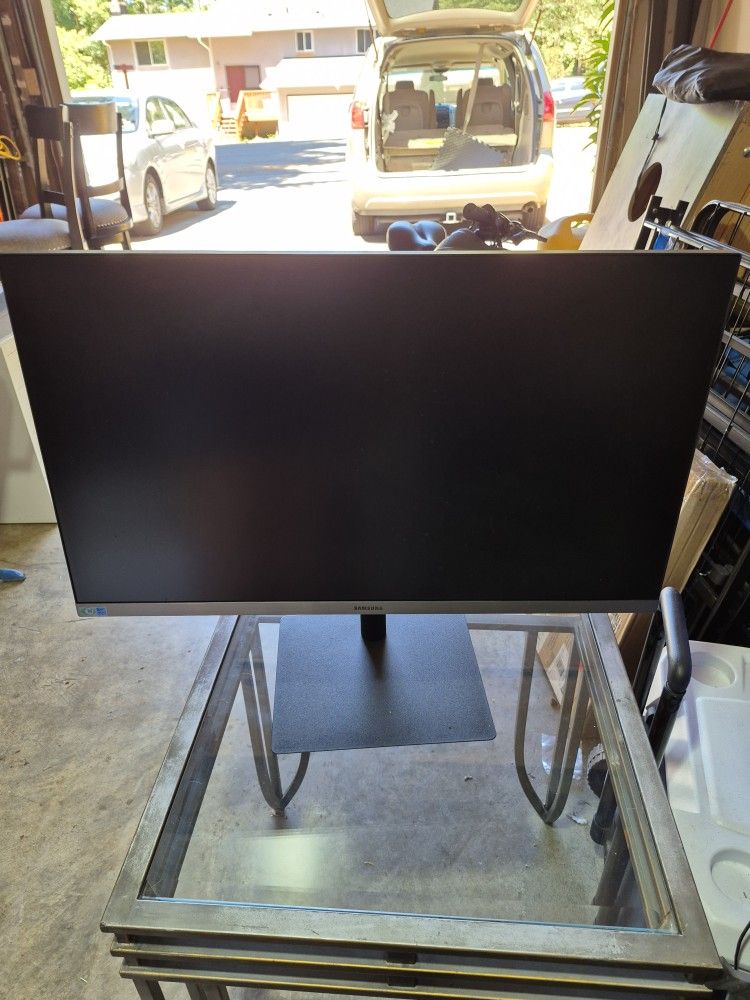 Samsung Gaming Monitor 24in