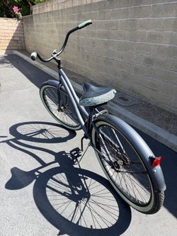 Beach Cruiser Bicycle Female