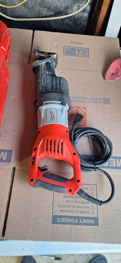 Milwaukee 15 Amp Orbital Super Sawzall