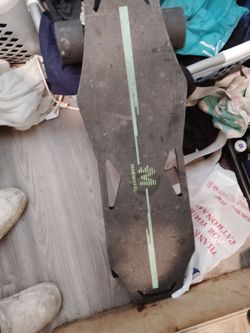 Electric skateboard