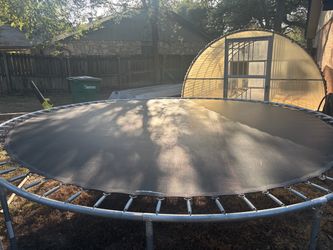 Trampoline