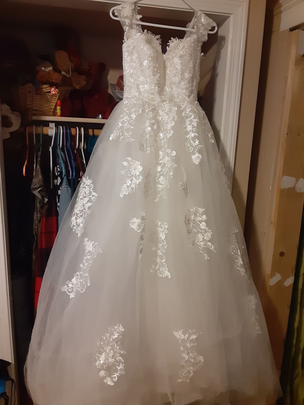 Wedding dress ball gown Style