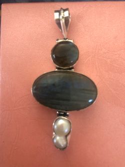925 sterling silver labradorite and blister pearl pendant necklace