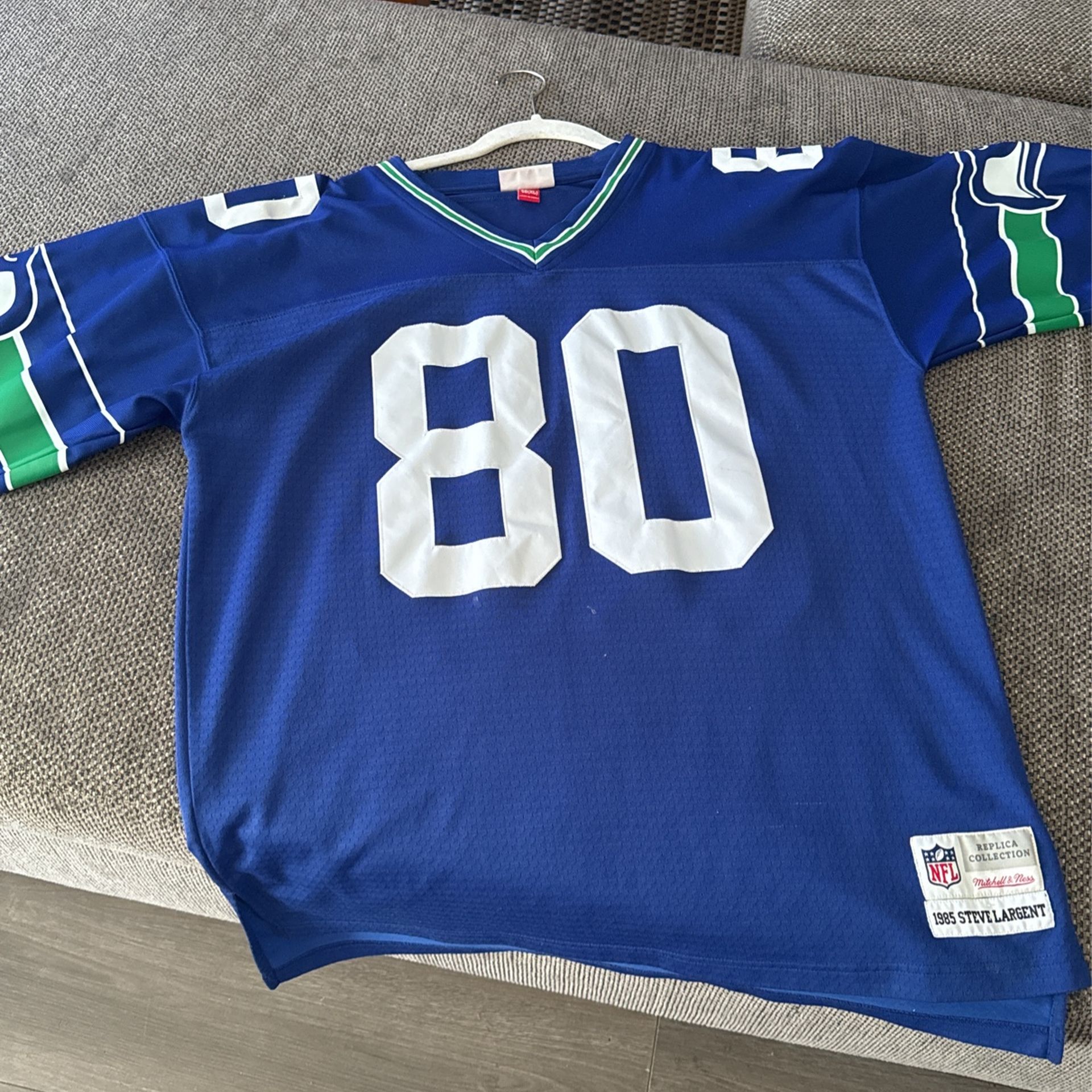 1985 Steve Largent Seahawks Jersey