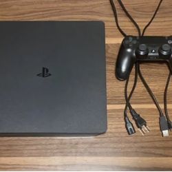 PS4 With 2 Controllers 