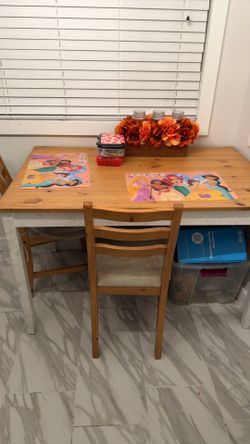 Kitchen table