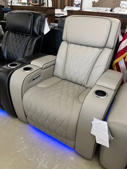 Boyington Power Leather Recliner Black or Light Gray!!