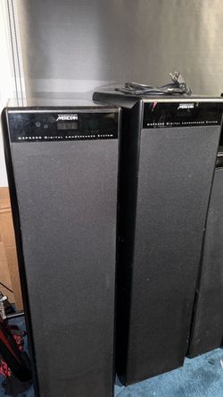 Meridian DSP Digital Loudspeaker System – 2x DSP5500 + 1x DSP5000