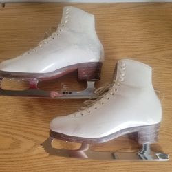 Harlick Competitor Ice Skates with Phantom Blades
