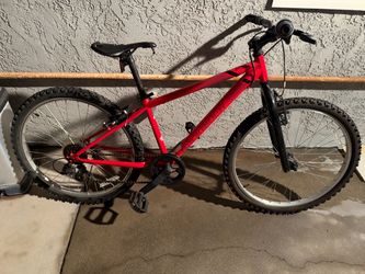 Rockrider st100 kids. Mountain Bike 24”