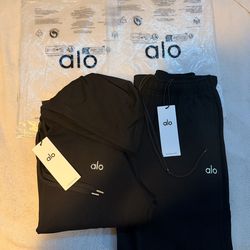 Black Alo Yoga Set