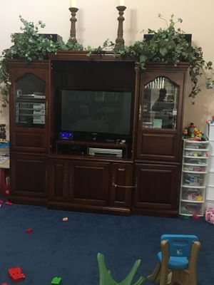 New And Used Furniture For In Orleans La Offerup New Orleans La 3 Piece Entertainment Center For In Marrero