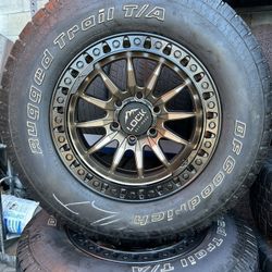 Tengo 4 Rines Nuevos De 6 Birlos Con Llantas Usadas 265/70R17 