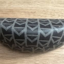 MICHAEL KORS SUNGLASSES/EYEGLASSES CASE (CASE ONLY)
