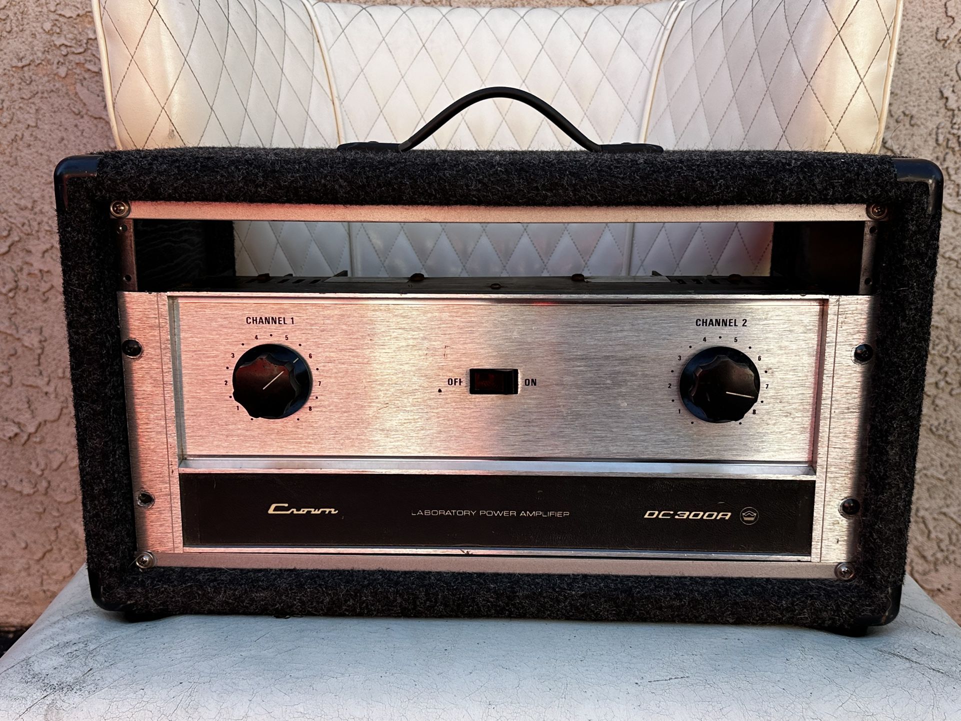 Rack Mount Crown DC300A Stereo Power Amplifier 155W/CH @ 8-OHMS