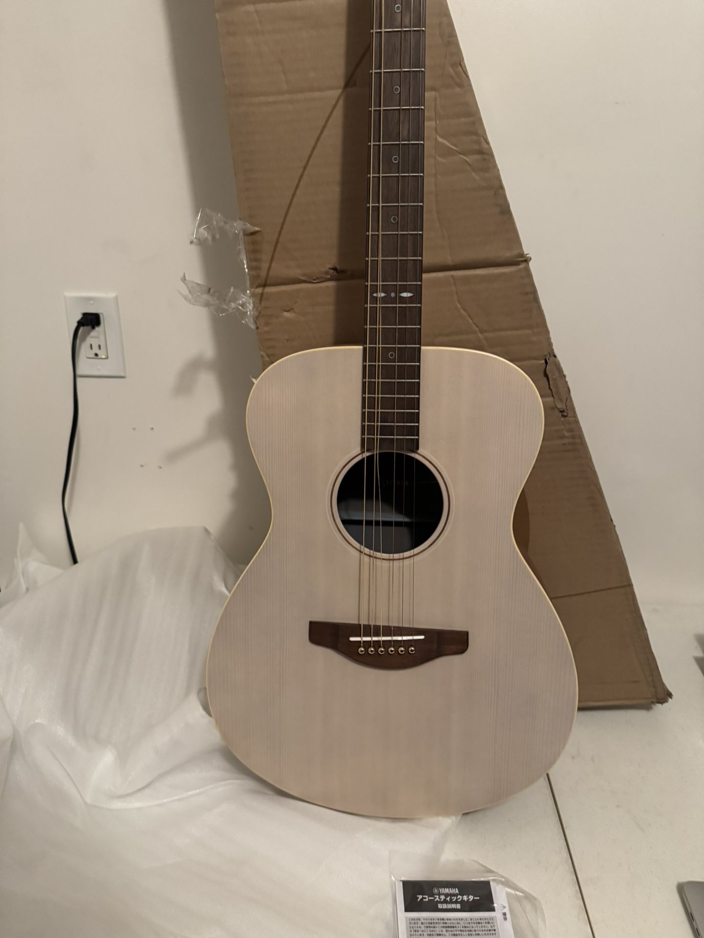 Yamaha Storia I Acoustic Guitar