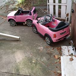 Two Kid's Riding Cars/ Mini Cooper And Land Rover Both Pink