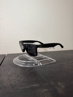 Ray-Ban Sun glasses