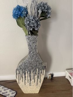 3’ mosaic vase and flowers $40