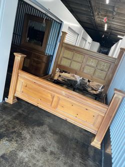 KING BED FRAME