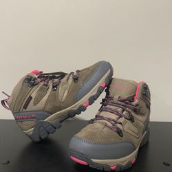 BearPaw Hiking Boots Size 6 And 7 Available 