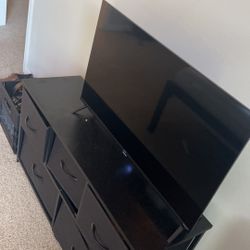 32’’ TCL Roku Tv