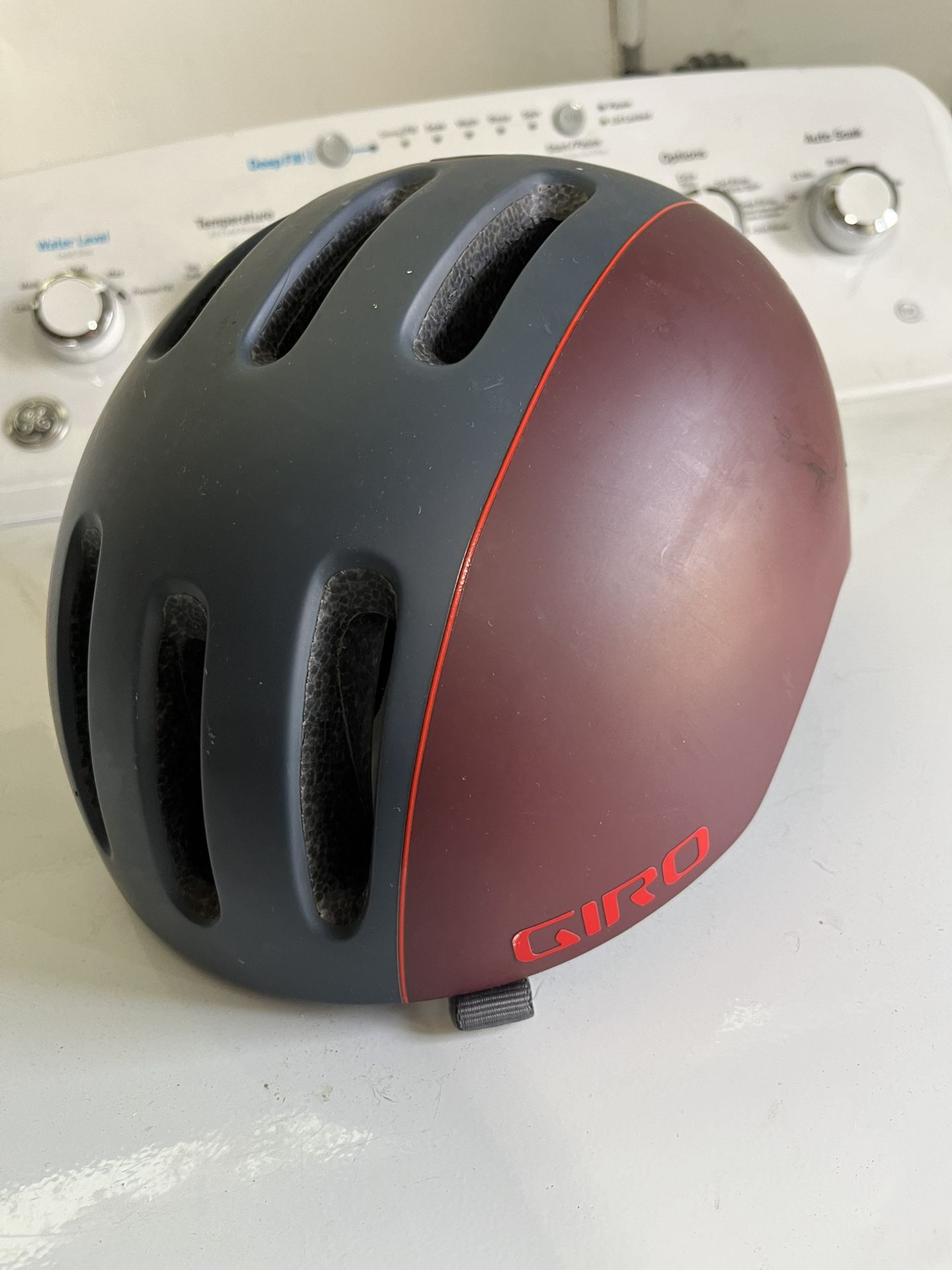 Medium Giro Bike Helmet - Maroon And Grey