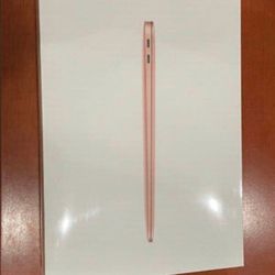 Apple MacBook Air Gold Or Silver M1 Chip Latest Model 2021 3 Availaible 256gb , 1TB & 2TB all Colors I Can Meet Up 