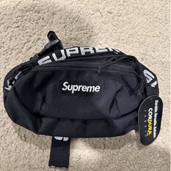 Supreme Waist Bags Black